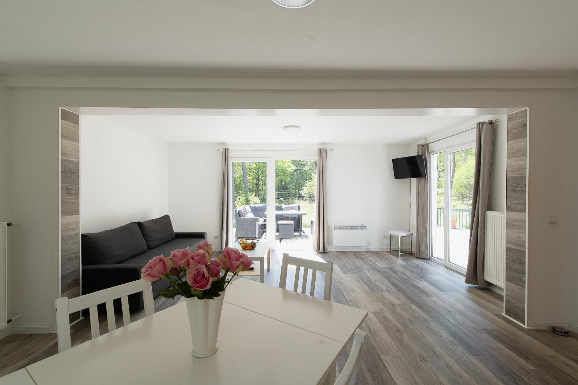 Naturcamping Lueneburger Heide - Chalets & Tiny Haeuser โซลเทา ภายนอก รูปภาพ