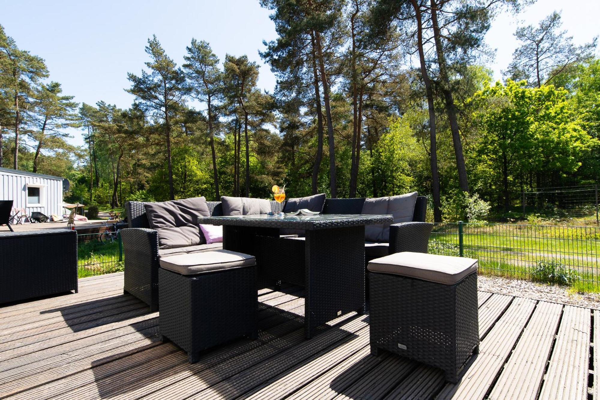 Naturcamping Lueneburger Heide - Chalets & Tiny Haeuser โซลเทา ภายนอก รูปภาพ